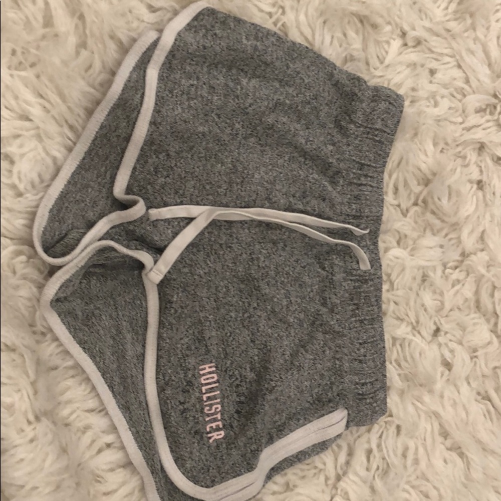 hollister grey shorts